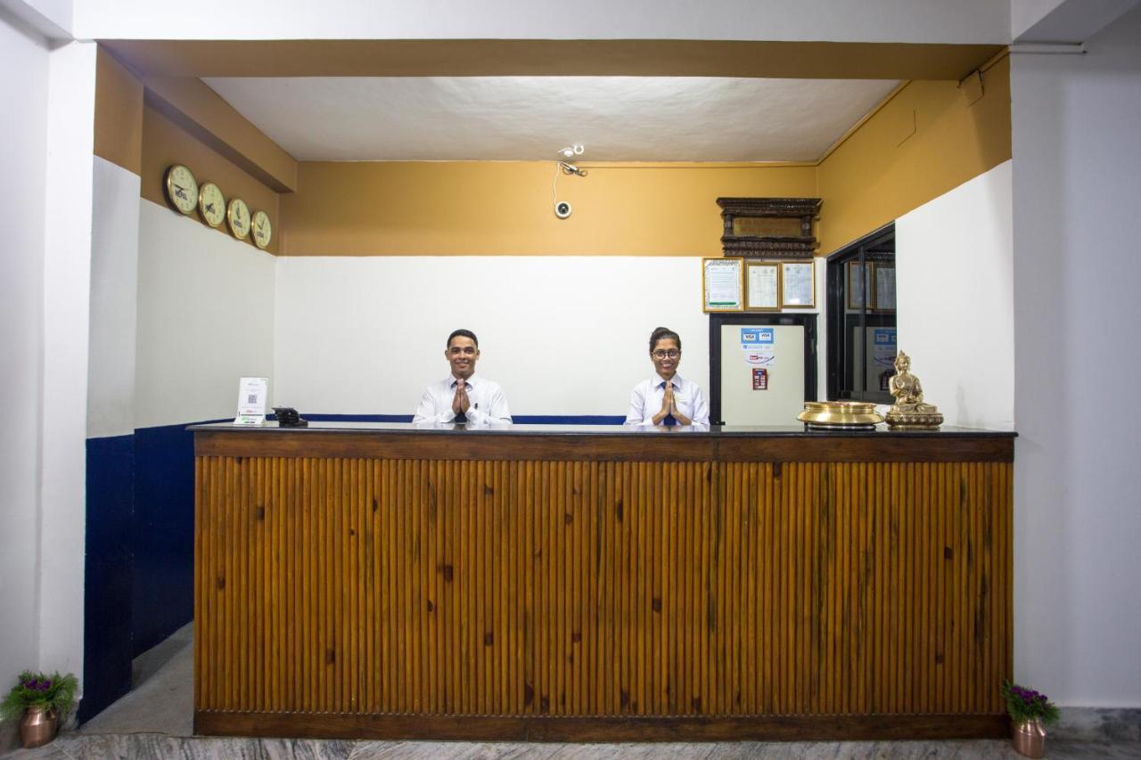 Siddhartha Hotel, Tikapur Exterior foto